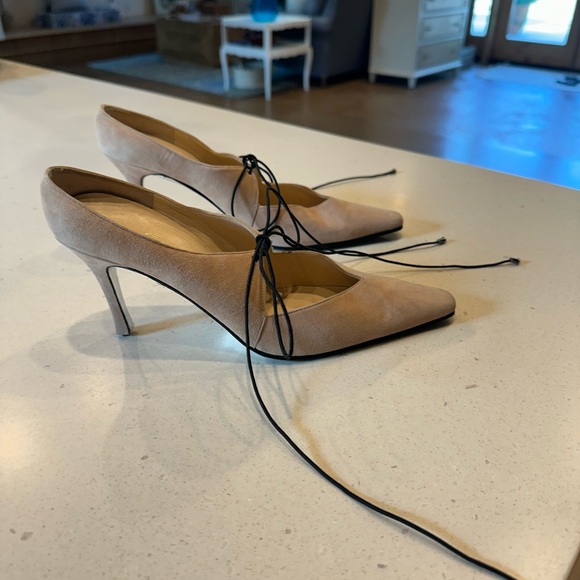 Chanel sling back heels with ties! - Picture 6 of 6